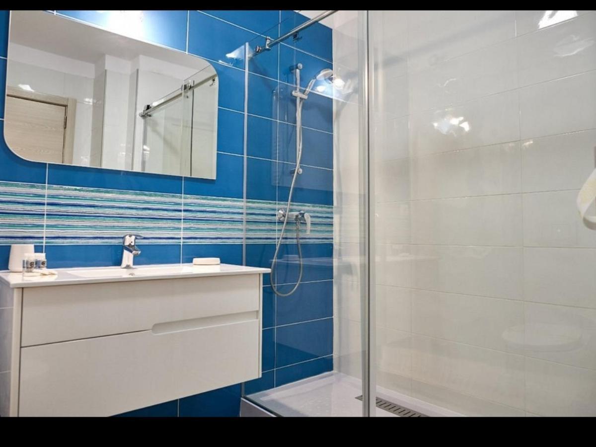 Blue 65 Appartement Năvodari Buitenkant foto